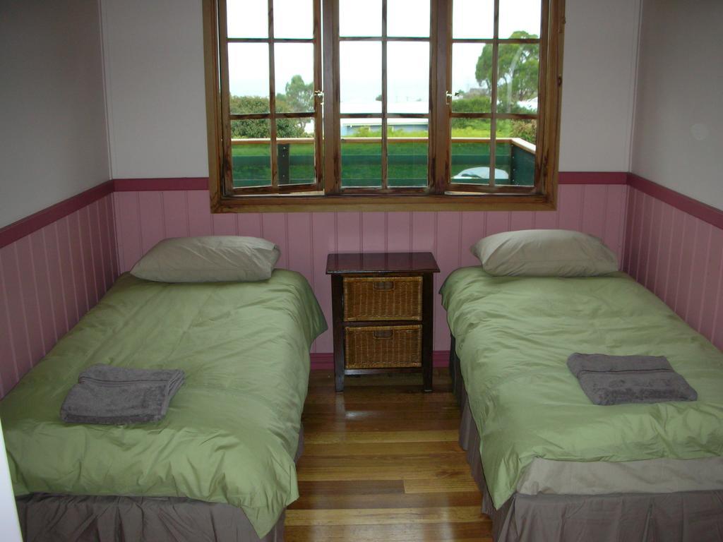 Cedar Cottages Blackmans Bay 객실 사진